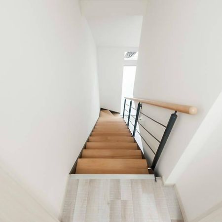 Apartmán Kent Ridge Loft, Sokolska Praha Exteriér fotografie